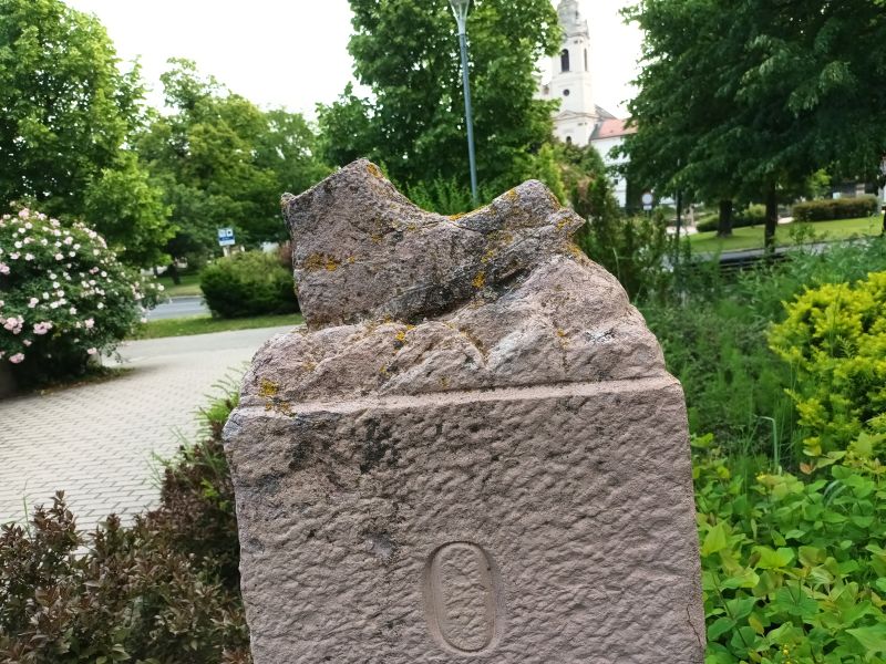 KDP emlékmű